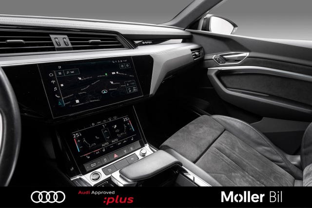 2021 AUDI E-TRON - 21