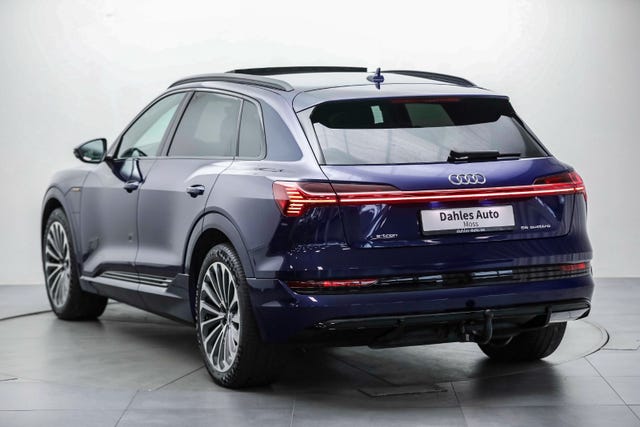 2020 AUDI E-TRON - 9