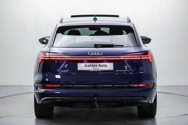 2020 AUDI E-TRON - 10