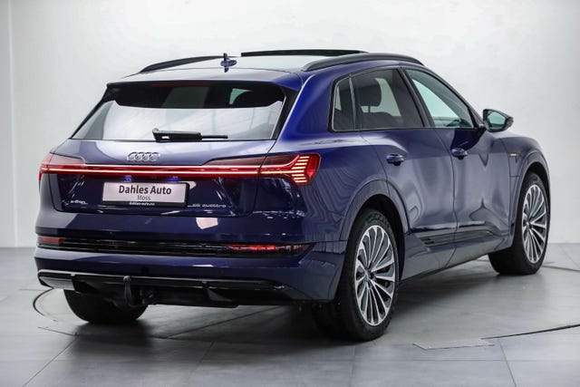 2020 AUDI E-TRON - 11