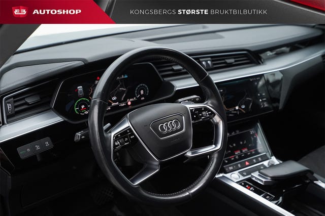 WAUZZZGE3LB021899 2020 AUDI E-TRON-2