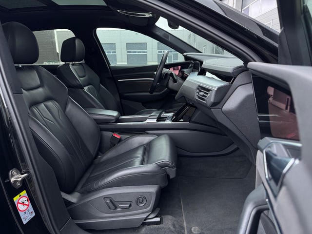 2020 AUDI E-TRON - 21