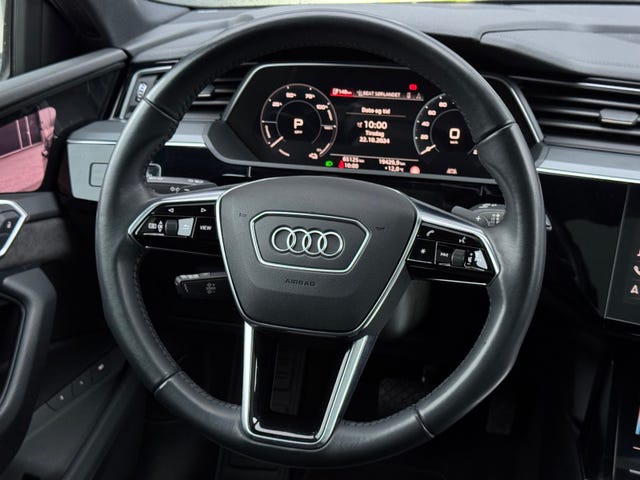 2020 AUDI E-TRON - 30