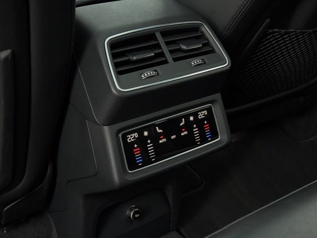 2020 AUDI E-TRON - 25