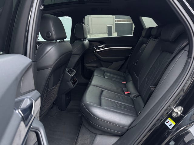 2020 AUDI E-TRON - 22