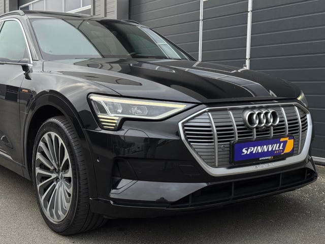 2020 AUDI E-TRON - 10