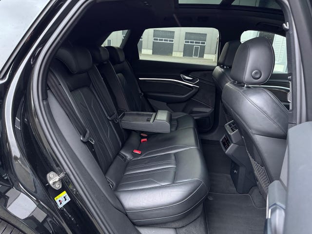 2020 AUDI E-TRON - 23