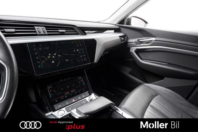 2020 AUDI E-TRON - 10