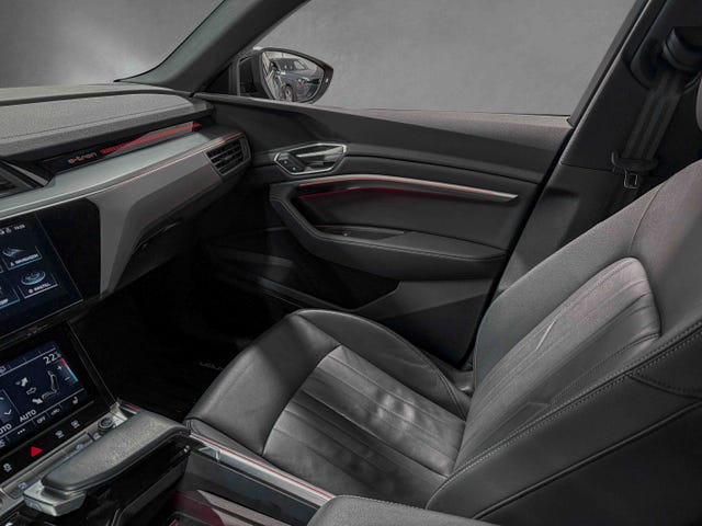 2020 AUDI E-TRON - 17