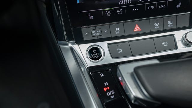 2021 AUDI E-TRON - 29