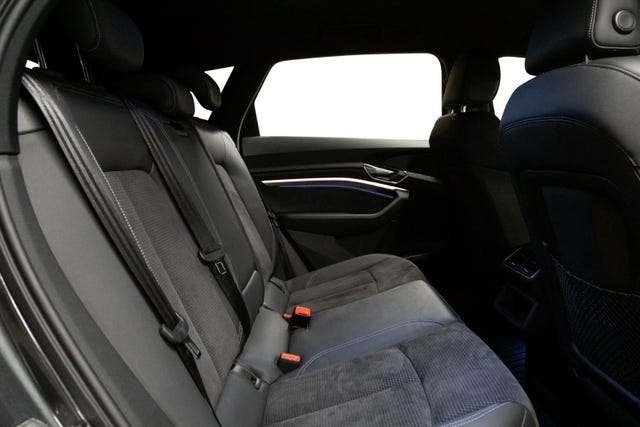 2021 AUDI E-TRON - 20