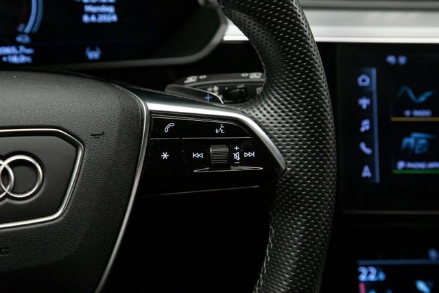 2021 AUDI E-TRON - 39