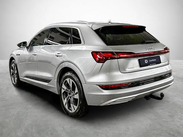 WAUZZZGE9LB022085 2020 AUDI E-TRON-2
