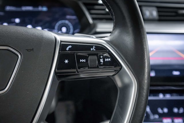 2021 AUDI E-TRON - 10