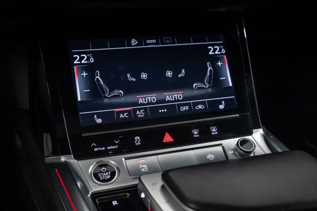 2021 AUDI E-TRON - 23