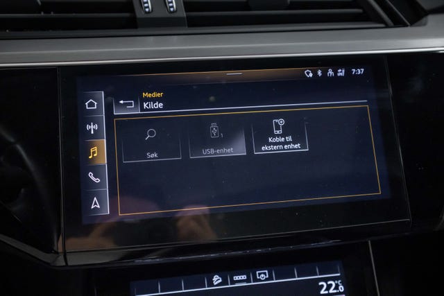 2021 AUDI E-TRON - 14