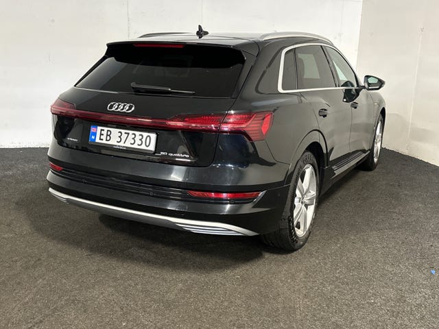 2020 AUDI E-TRON - 10