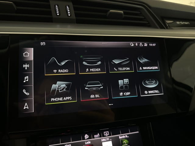 2020 AUDI E-TRON - 29