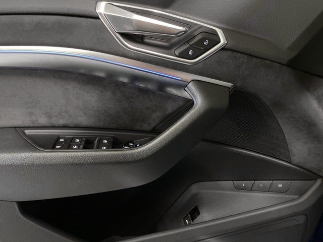 2020 AUDI E-TRON - 22