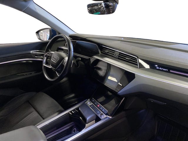 2020 AUDI E-TRON - 9