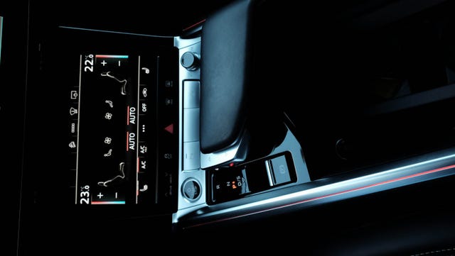 2021 AUDI E-TRON - 24
