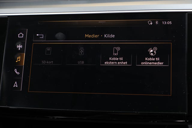 2020 AUDI E-TRON - 29