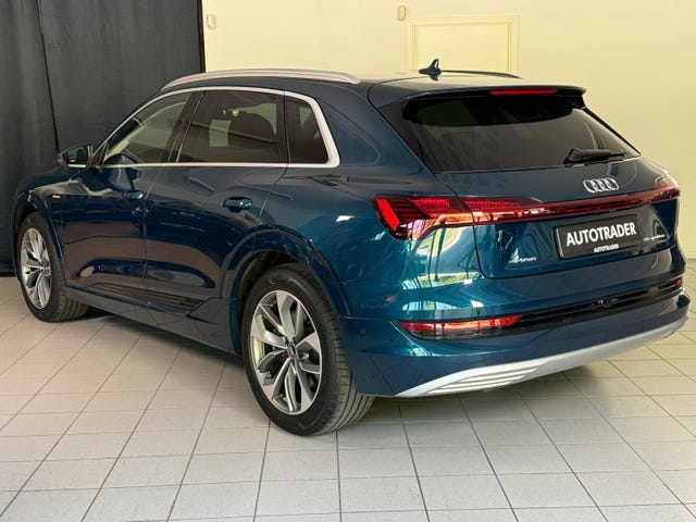 2020 AUDI E-TRON - 12
