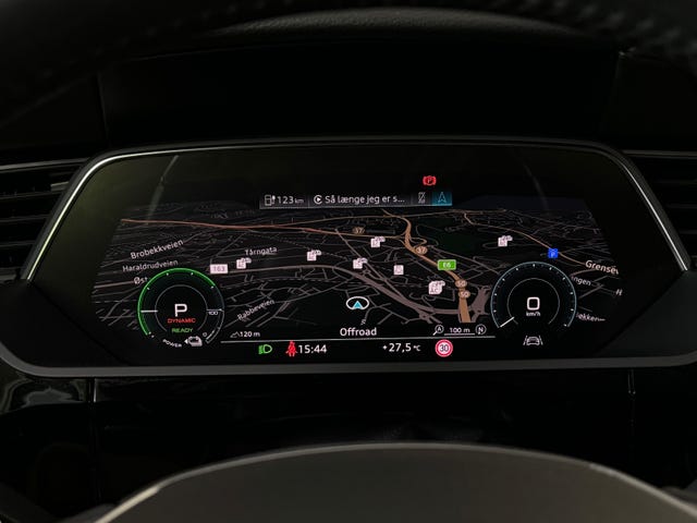 2020 AUDI E-TRON - 31