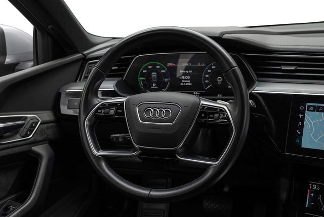 2020 AUDI E-TRON - 15