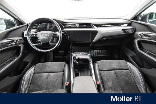 WAUZZZGE9LB021891 2020 AUDI E-TRON-3