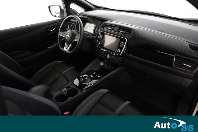 2022 NISSAN LEAF - 25