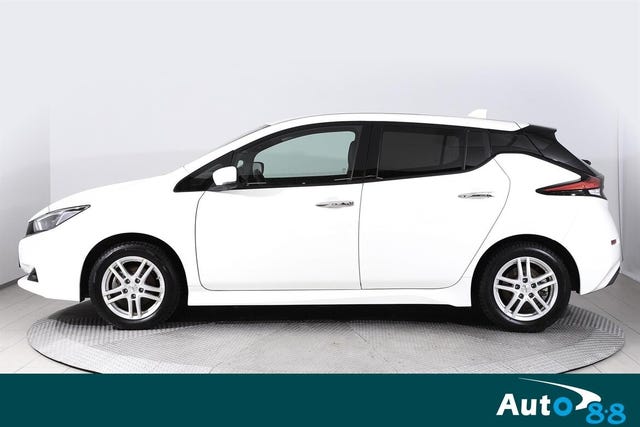 SJNFAAZE1U0171823 2022 NISSAN LEAF-2