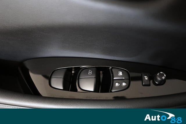 2022 NISSAN LEAF - 15