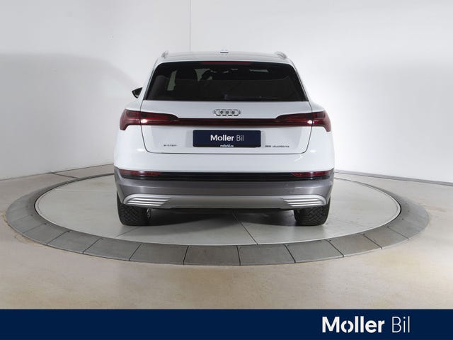 WAUZZZGE5LB019989 2020 AUDI E-TRON-3