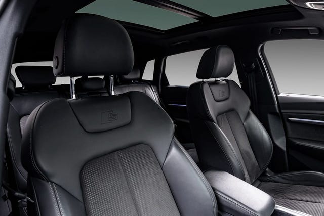 2020 AUDI E-TRON - 32