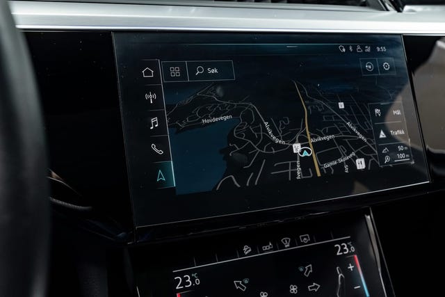 2020 AUDI E-TRON - 13
