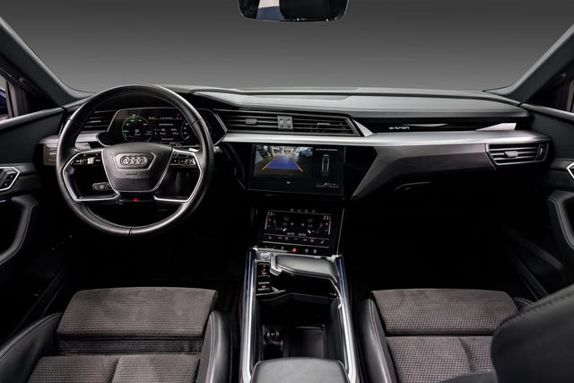 2020 AUDI E-TRON - 29