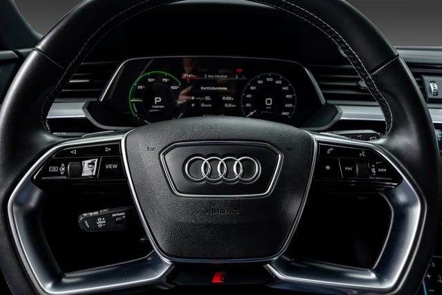 2020 AUDI E-TRON - 19