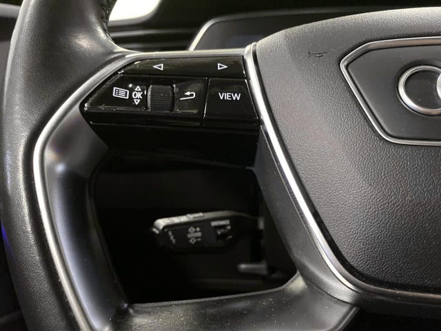 2020 AUDI E-TRON - 21