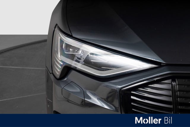 WAUZZZGEXLB022421 2020 AUDI E-TRON-3
