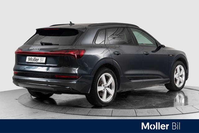 WAUZZZGEXLB022421 2020 AUDI E-TRON-4