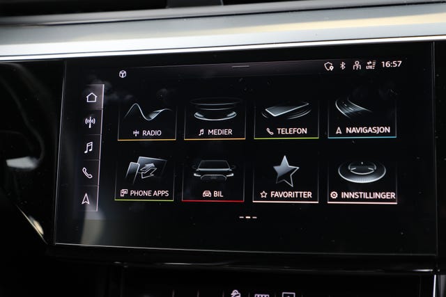 2021 AUDI E-TRON - 34
