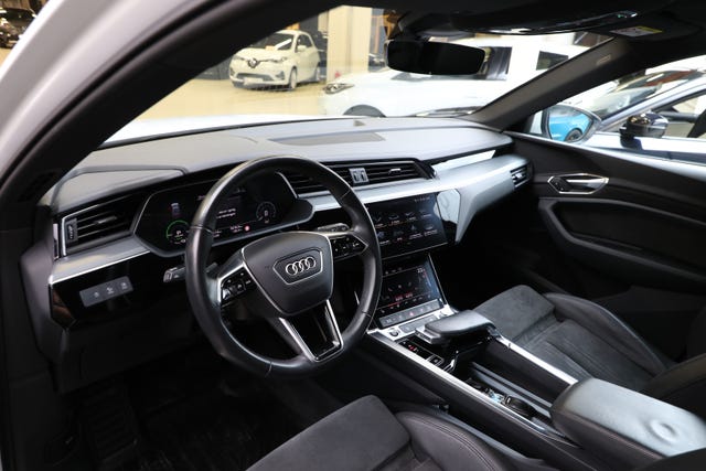 2021 AUDI E-TRON - 25