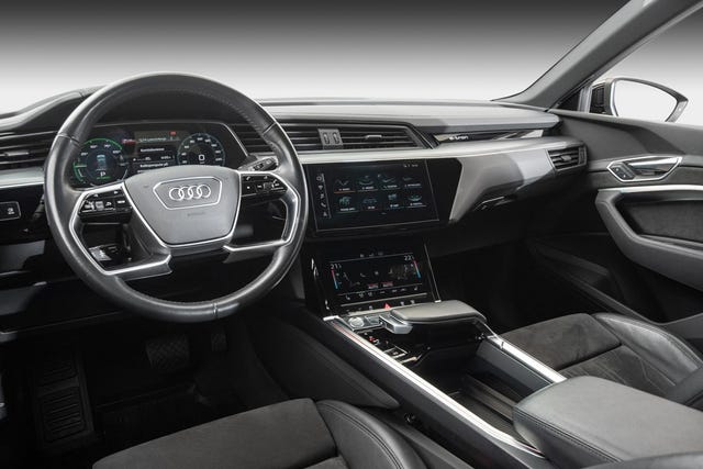 2020 AUDI E-TRON - 22