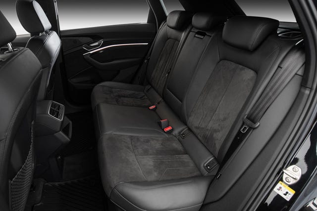 2020 AUDI E-TRON - 30