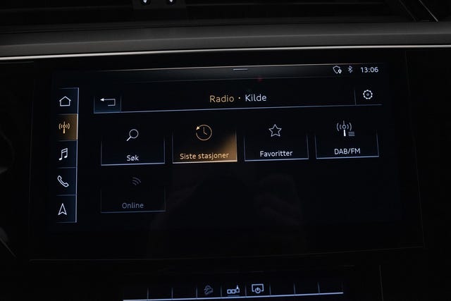2020 AUDI E-TRON - 12