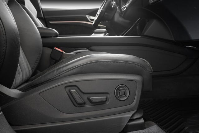 2020 AUDI E-TRON - 19