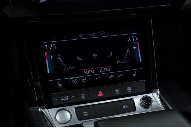 2020 AUDI E-TRON - 26