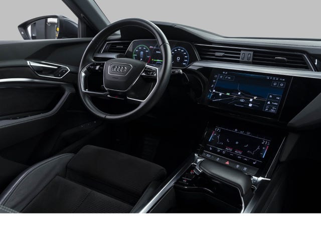 2020 AUDI E-TRON - 10