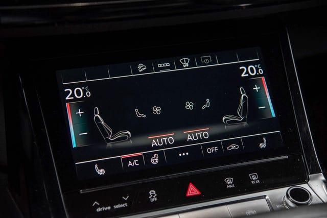 2021 AUDI E-TRON - 21